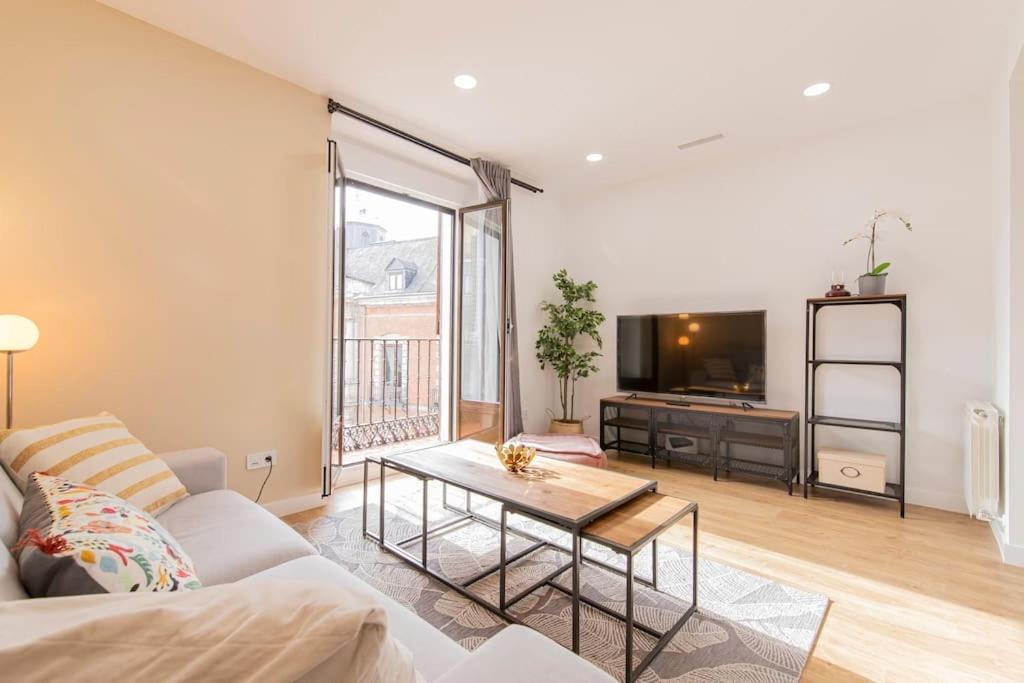 Espectacular Apartamento Plaza Mayor Мадрид Екстериор снимка