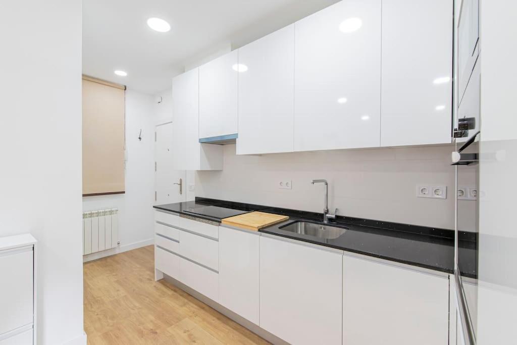 Espectacular Apartamento Plaza Mayor Мадрид Екстериор снимка