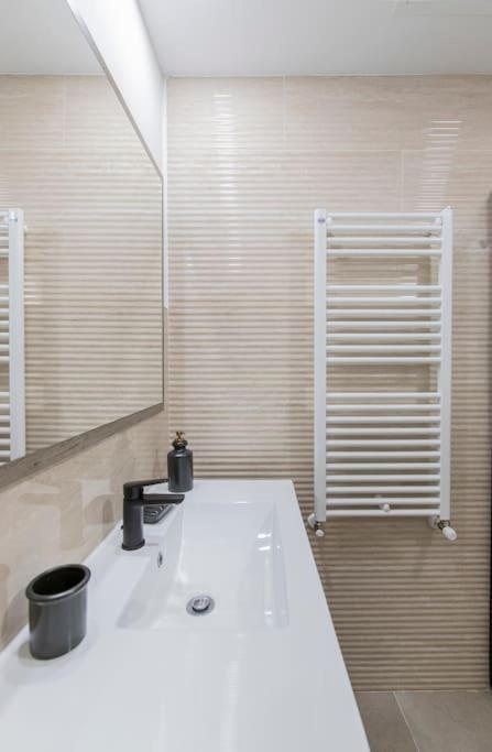 Espectacular Apartamento Plaza Mayor Мадрид Екстериор снимка